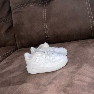 Hard-bottom newborn White Air-force Ones